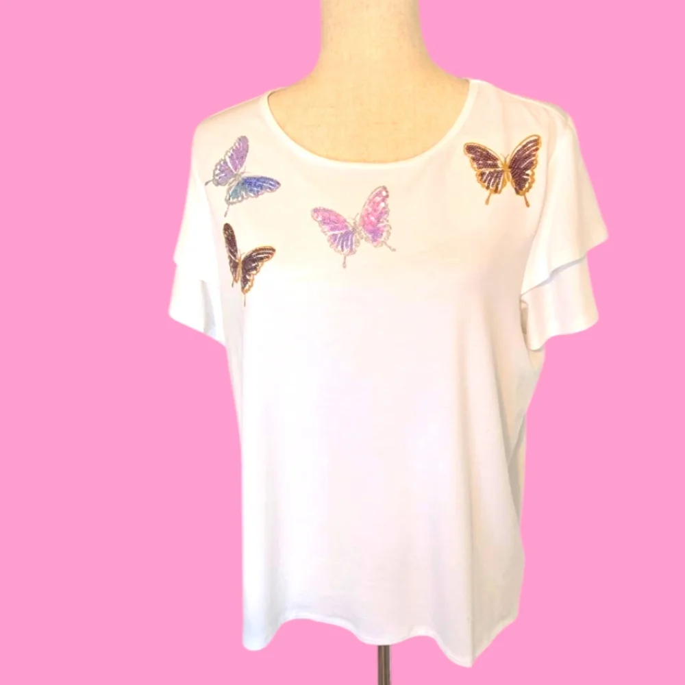 Love Scarlett Butterfly Sequin Embroidered Tee White Flutter Sleeve Top L NWT